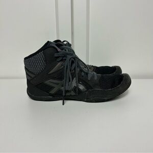 ASICS snapdown 3 wrestling Black and Gray High-Top Sneakers